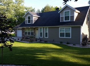 6221 Old Middleton Rd, Madison, WI 53705