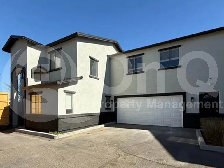 2153 W Morten Ave #2 — Photo 15