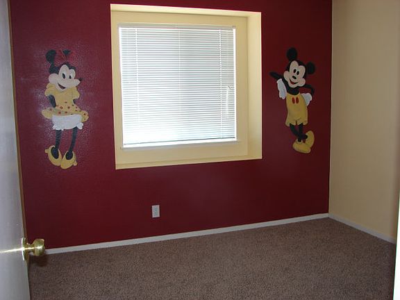 5th image of 2598 Glenview Dr
