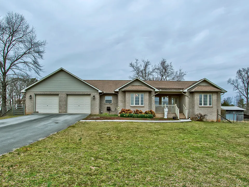 3005 Old Hollow Rd