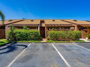 1445 Amanda St, Hollywood, FL 33020