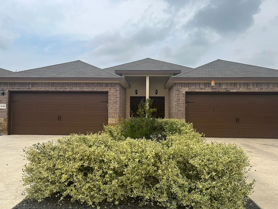 1136 Stanley Way