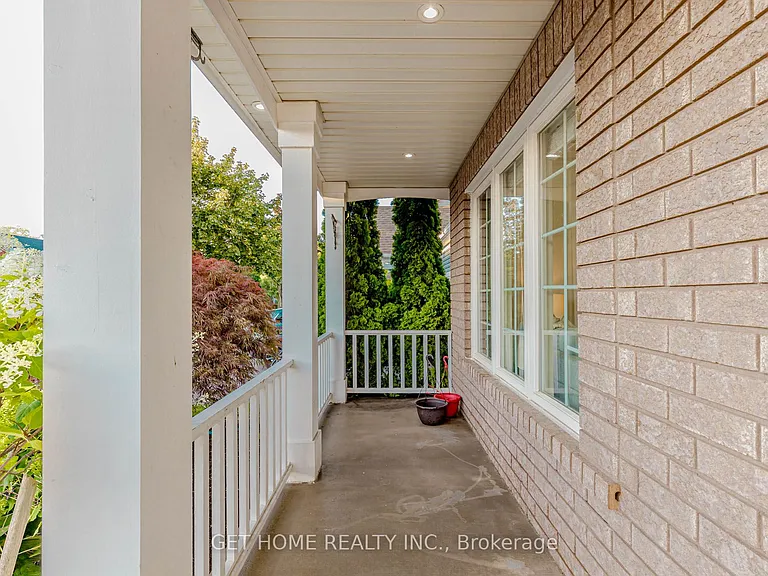 5180 Blue Spruce Ave — Photo 3