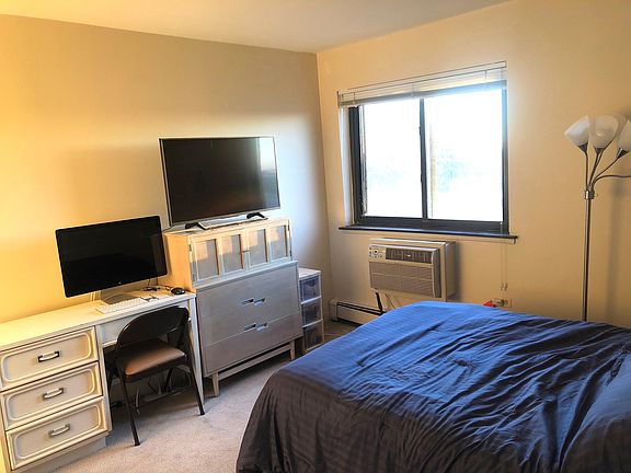 4th image of 607 W Wrightwood Ave APT 802
