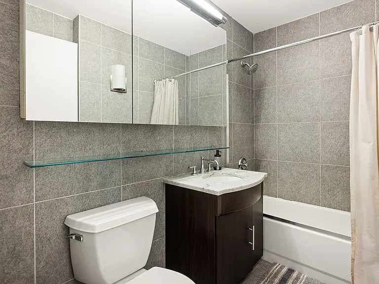 80 John St #7I — Photo 9