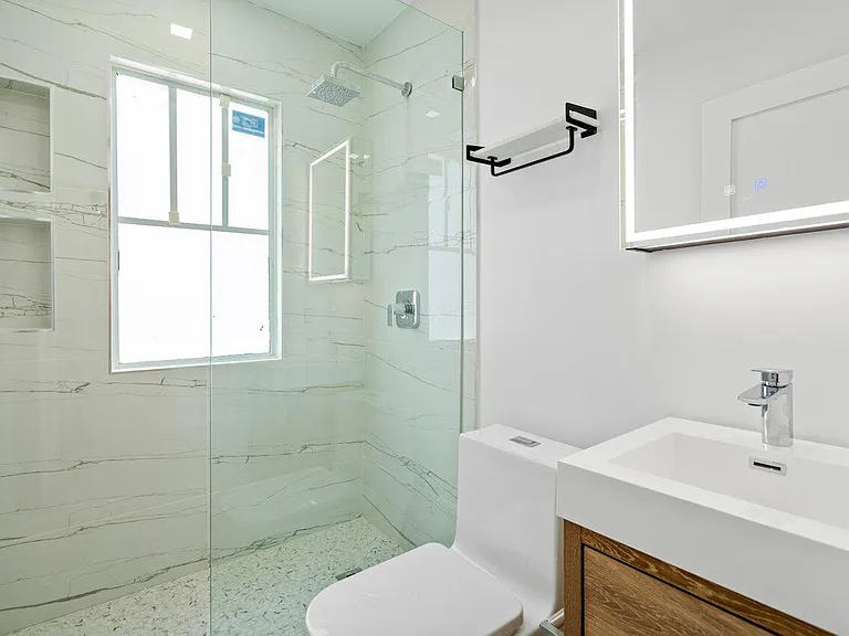 401 NE 2nd Ave #2 — Photo 14