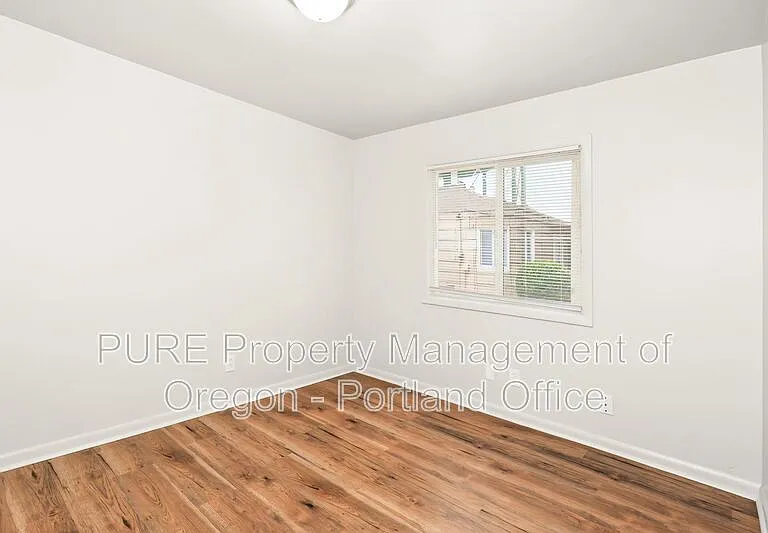 6924 N Amherst St #2 — Photo 10