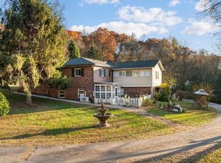 262 Sloan St, Franklin, NC 28734