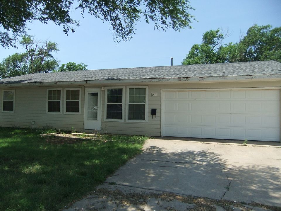 1st image of 2901 Rosewood Ln