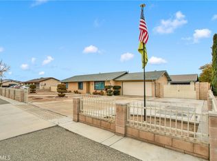 12778 Navajo Rd, Apple Valley, CA 92308