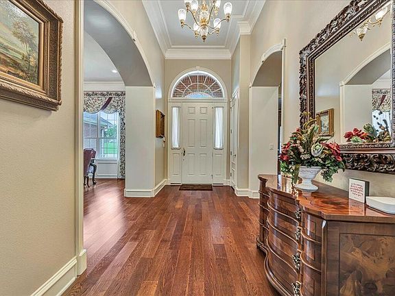 5th image of 203 Innisbrook Dr