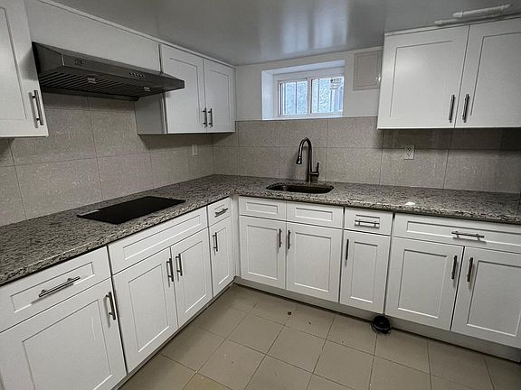 2nd image of 259 Hollywood Ave Floor 1