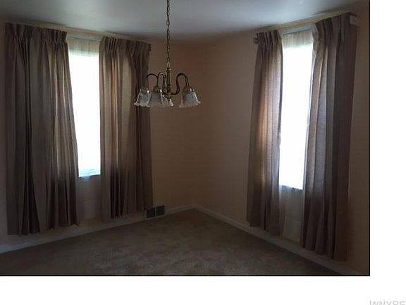 3rd image of 193 Orchard Dr