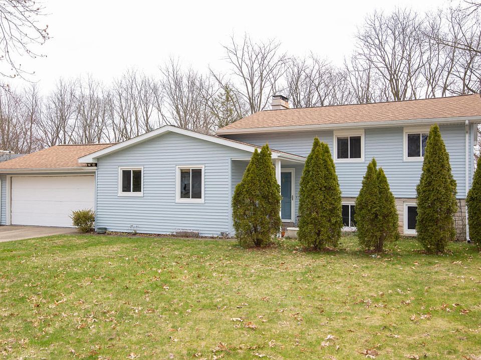 1st image of 7103 Winter Forest Dr