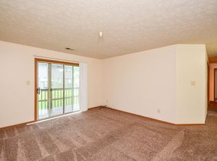 3230K E John Hinkle Pl, Bloomington, IN 47408