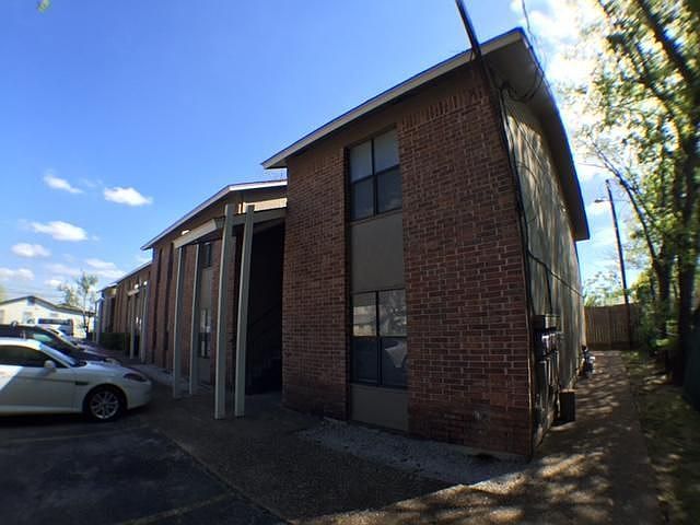 1st image of 1203 W 49th St #I
