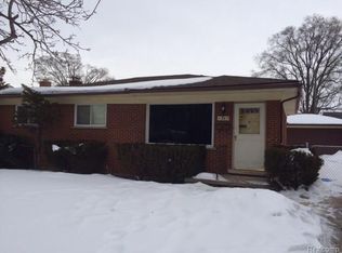 1367 Wilson Ave, Lincoln Park, MI 48146