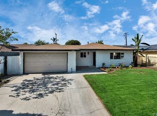 2341 W Anahurst Pl, Santa Ana, CA 92704