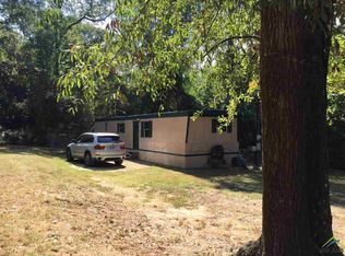 107 Old Mission Rd, Chandler, TX 75758