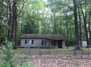 5228 Irene St, Gladwin, MI 48624