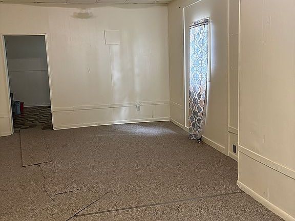 5th image of 2707 Olive St