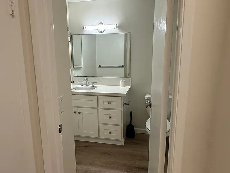 33 Driftwood St — Photo 9