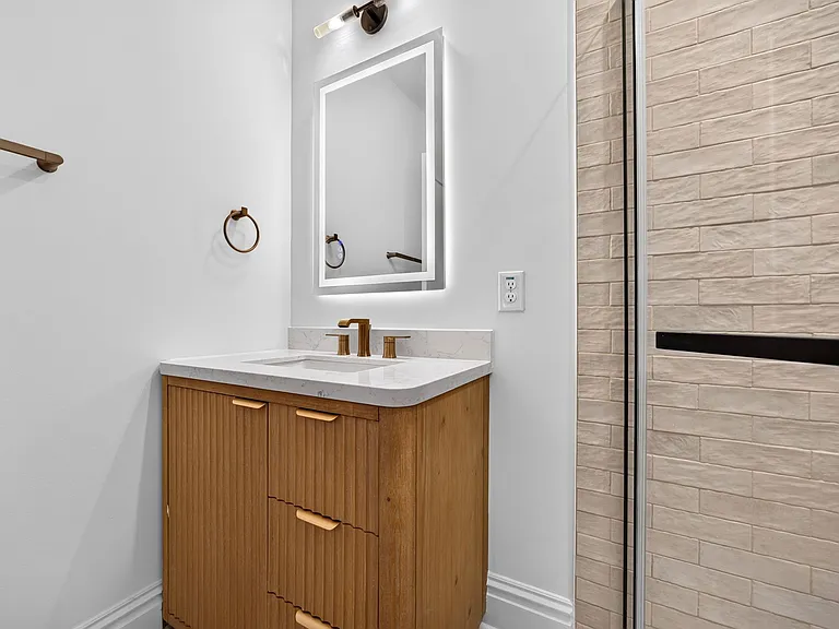 7519 Oxford Dr #2B — Photo 26