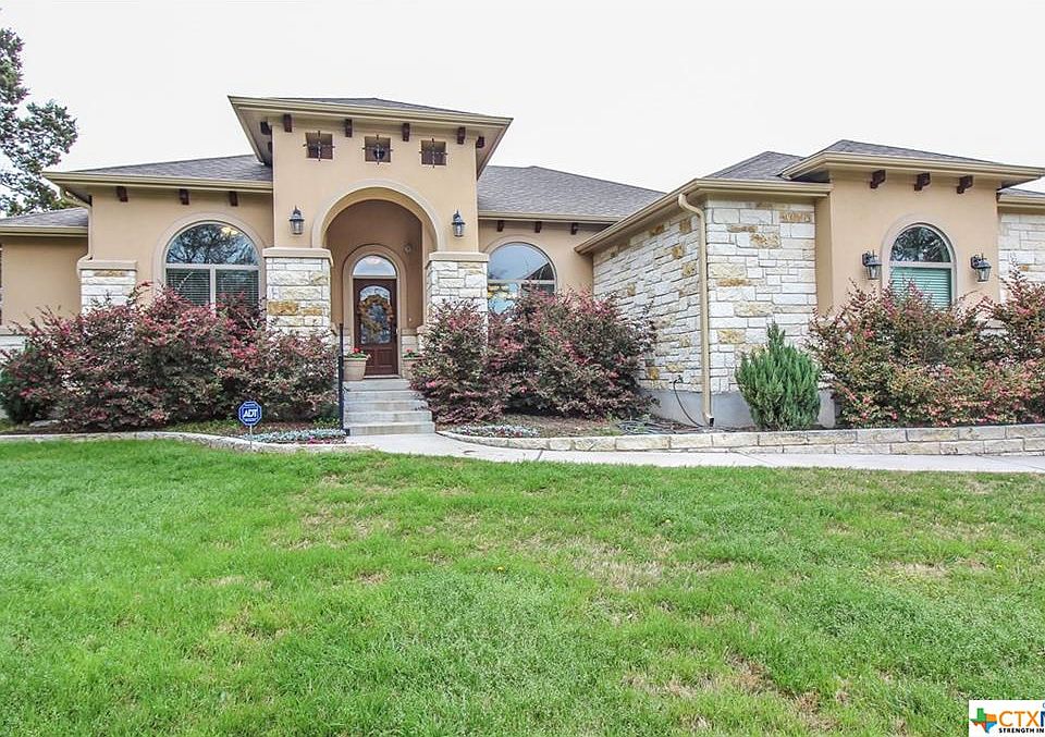 1st image of 820 Villa Lugano Dr