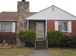 304 N 2nd St, Princeton, WV 24740