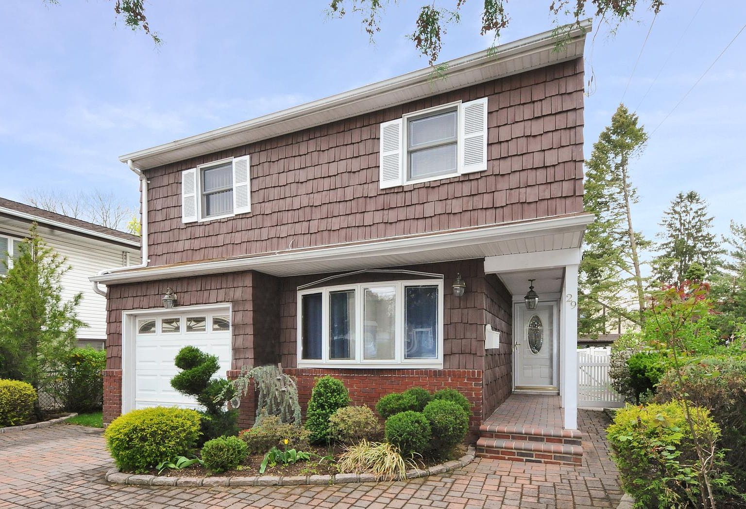 29 Gates Ave, Malverne, NY 11565 Zillow