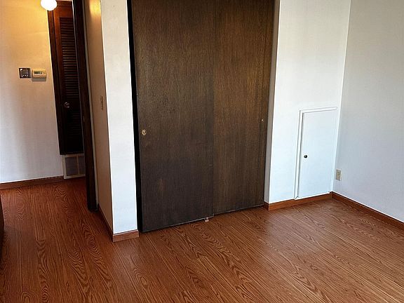 4th image of 5801 Enterprise Dr APT A2