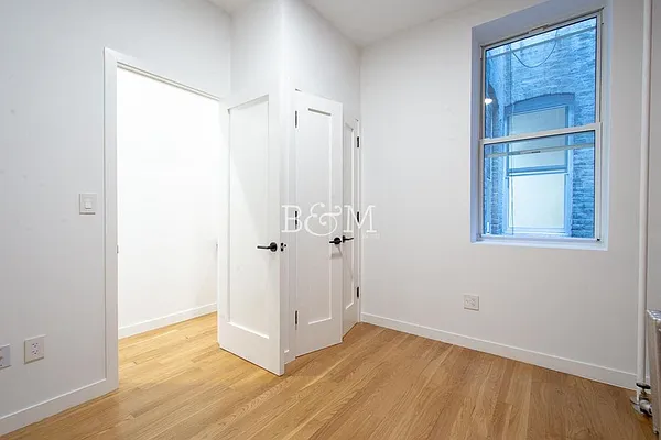 Rented by Brick&Mortar | media 12