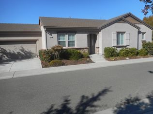 8065 Linda Isle Ln, Sacramento, CA