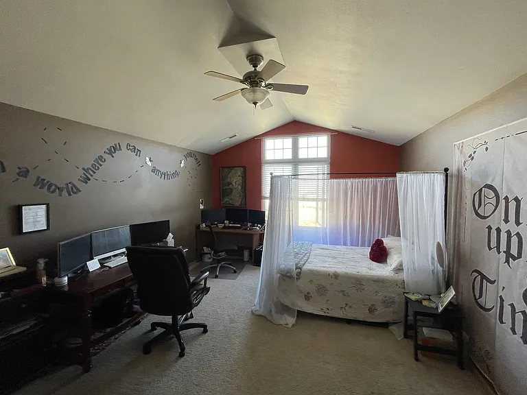 415 Washington Ave — Photo 10