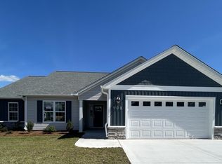 109 Constitution Ct, Newport, NC 28570