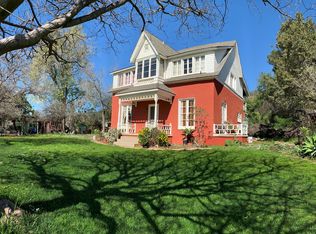 1068 W Milton Dr, Glendora, CA 91741