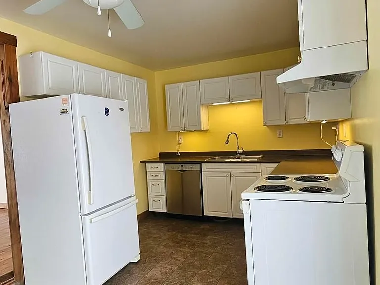 22208 Loyalist Pkwy — Photo 10