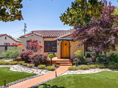 3027 N Van Ness Blvd, Fresno, CA, 93704