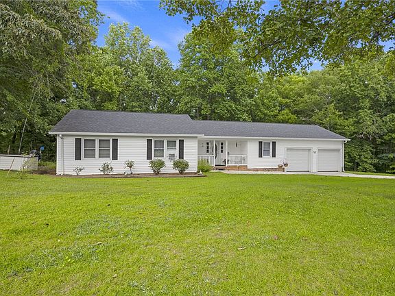 5th image of 250 Rockcrest Rd