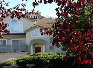 4 Erin Ln, Half Moon Bay, CA 94019