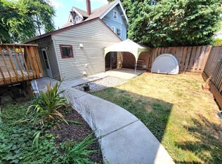 1311 NE Schuyler St APT 4, Portland, OR 97212