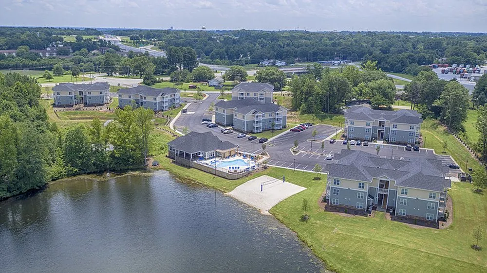 Valley Falls Apartments — Photo 2