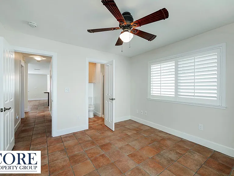 308 Palm Ave — Photo 14