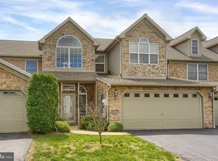 2809 Oakwood Dr, Harrisburg, PA 17110