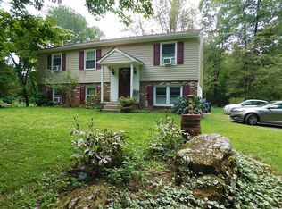 358 Rockhill Rd, Quakertown, PA 18951