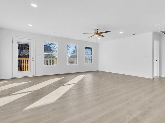 5th image of 514 N Forest St