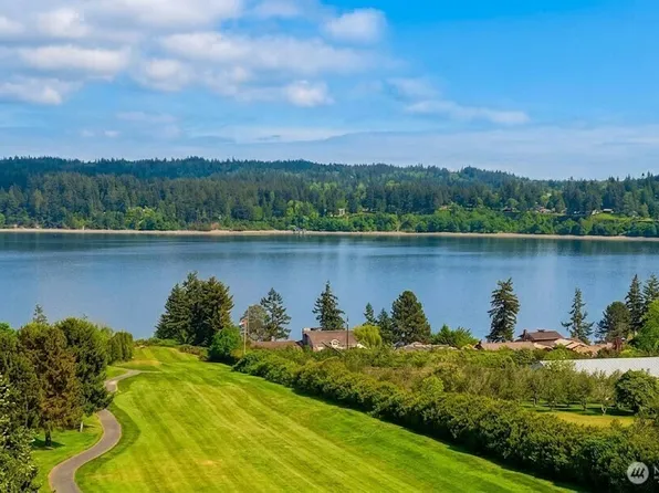 5043 Bradshaw Road, Freeland, WA 98249