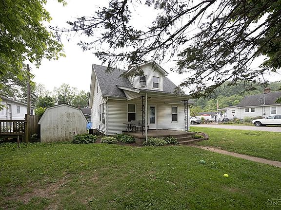 2nd image of 411 Hooven Ave