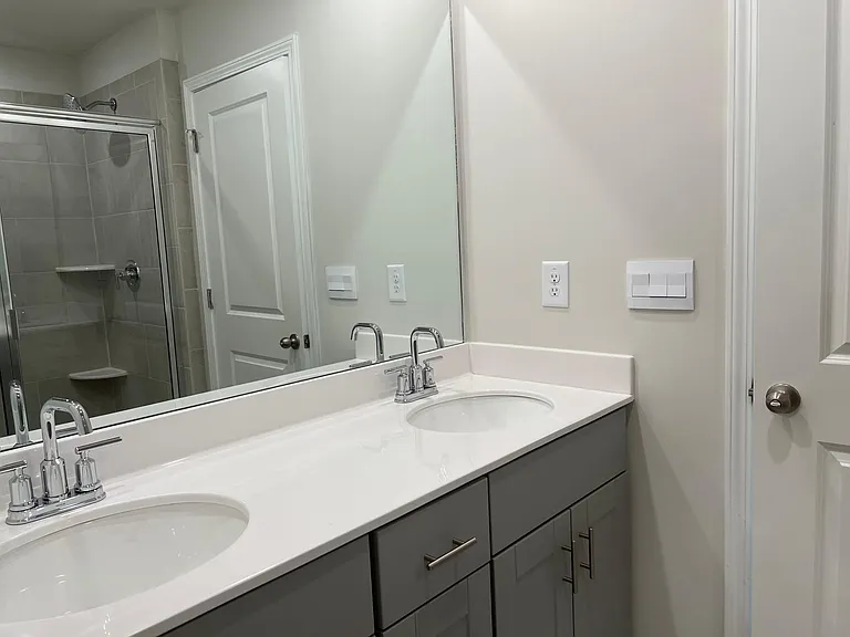 1692 Villageside Ct — Photo 7