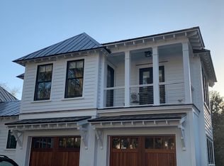 45 Saturday Rd, Mount Pleasant, SC 29464